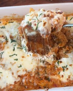 One-Dish Creamy Tomato Burrata Pasta Bake